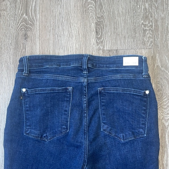 JUDY BLUE Beckley Mid Rise Skinny Jeans dark denim blue wash size 15 32 - Picture 9 of 10